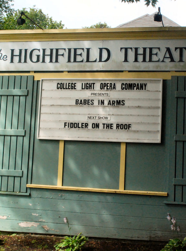 Highfield sign